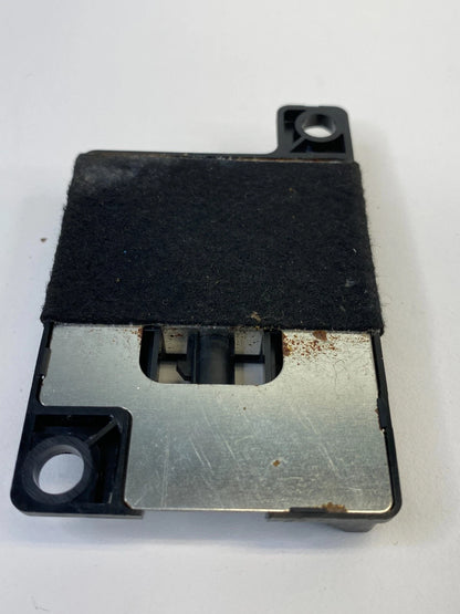 2008 2009 2010 BMW 550I MEDIA BLUETOOTH ANTENNA CONTROL MODULE UNIT 84506928461