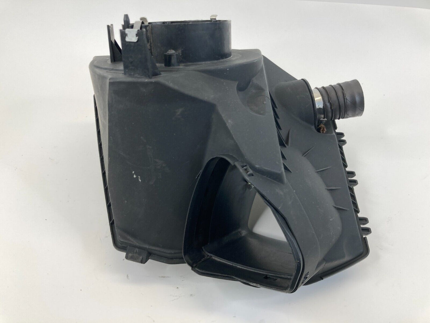 2005-2008 Audi A6 Quattro 3.2L V6 Air Intake Cleaner Filter Box Housing OEM