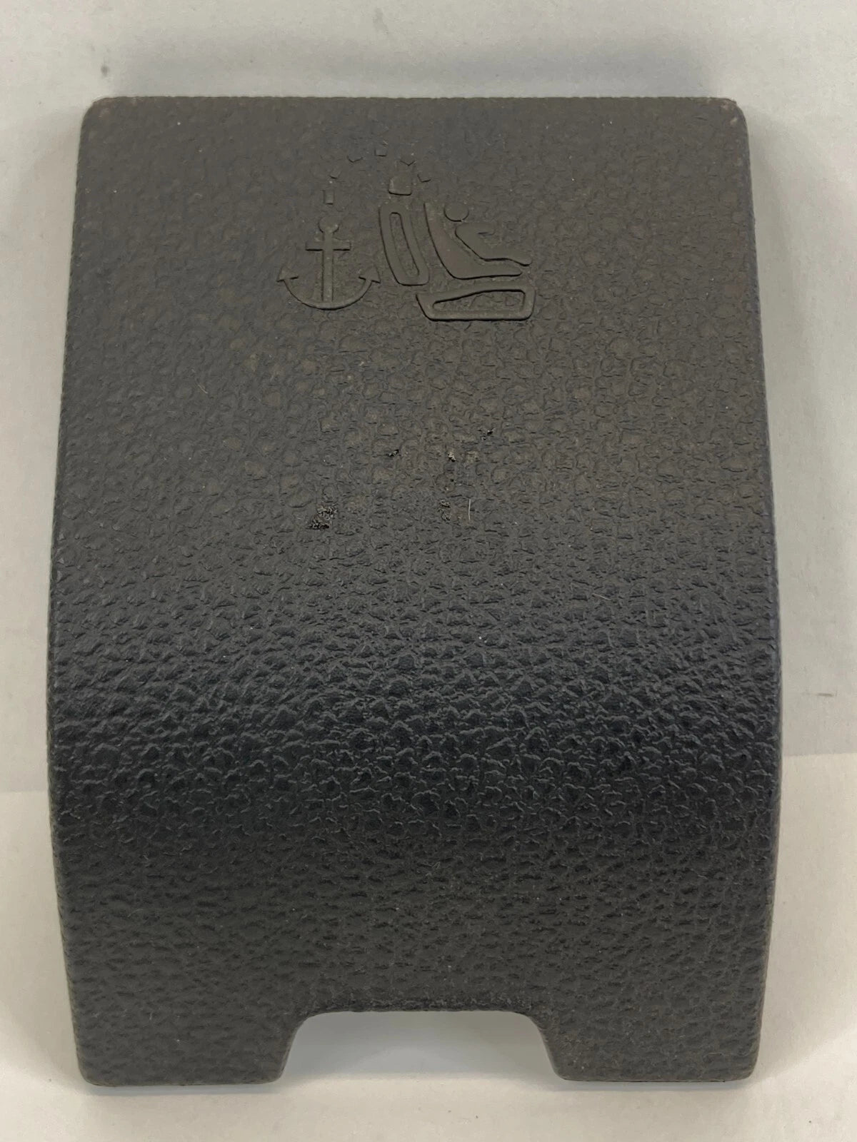 12-19 VOLKSWAGEN PASSAT BACK CHILD SEAT ANCHOR HOOK COVER TRIM CAP 561863413 OEM