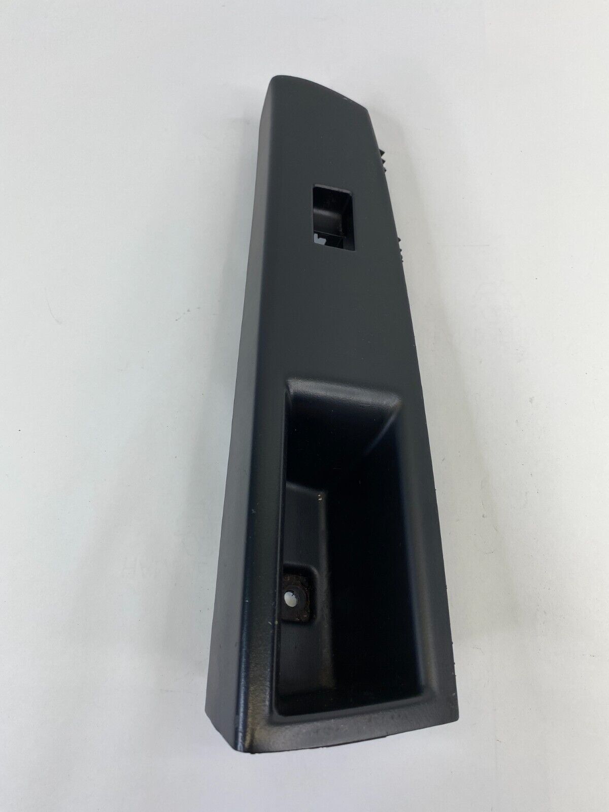 2011-2014 Chevrolet Cruze Front Right Door Window Switch Bezel Trim 877569434