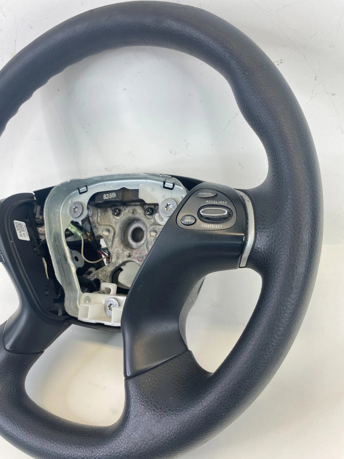 2014-2020 Nissan Pathfinder Steering Wheel w/ Cruise Control Switch OEM