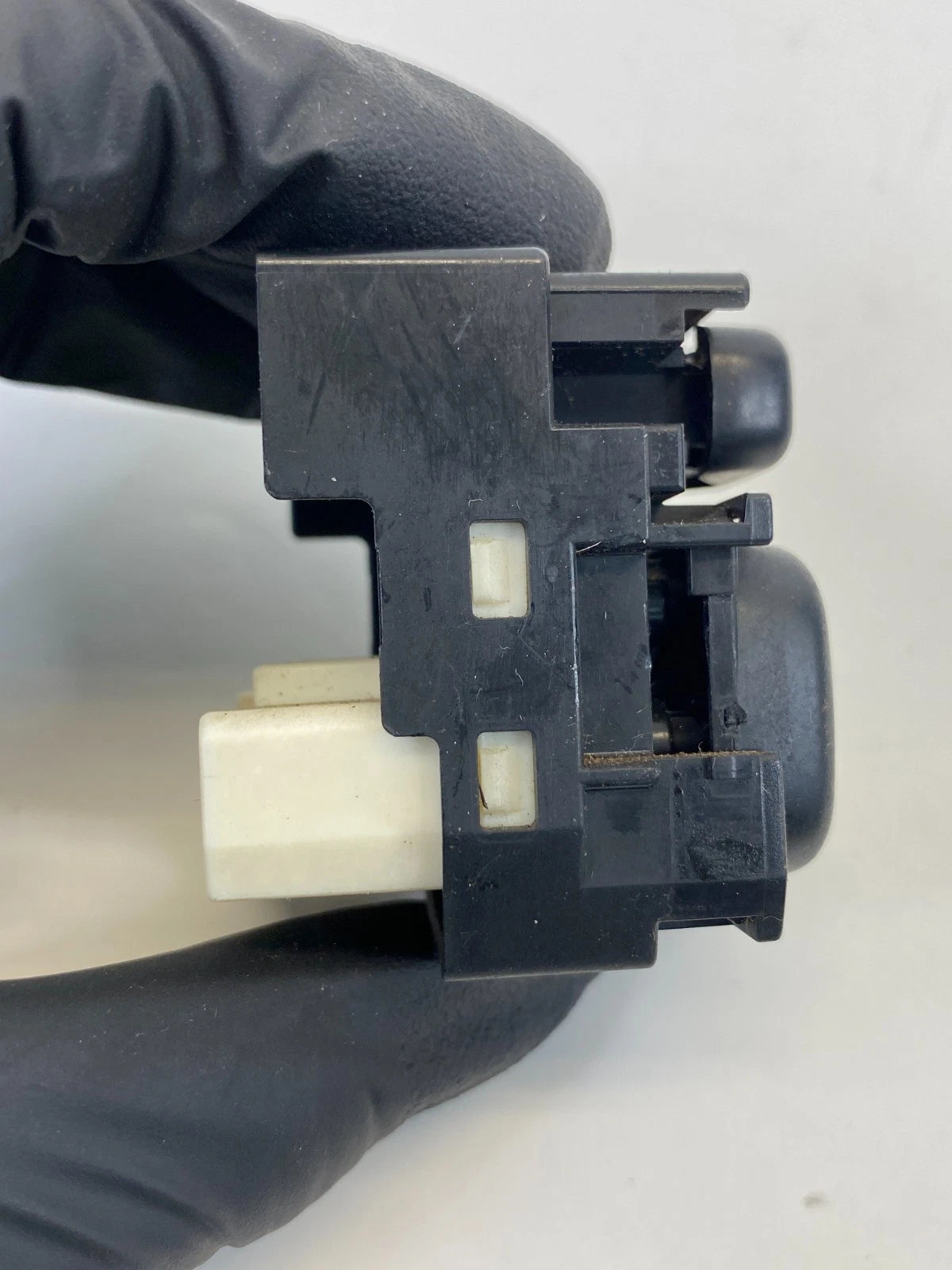 2004-2010 TOYOTA SIENNA SIDE DOOR MIRROR CONTROL SWITCH BUTTON LH RH 183652 OEM