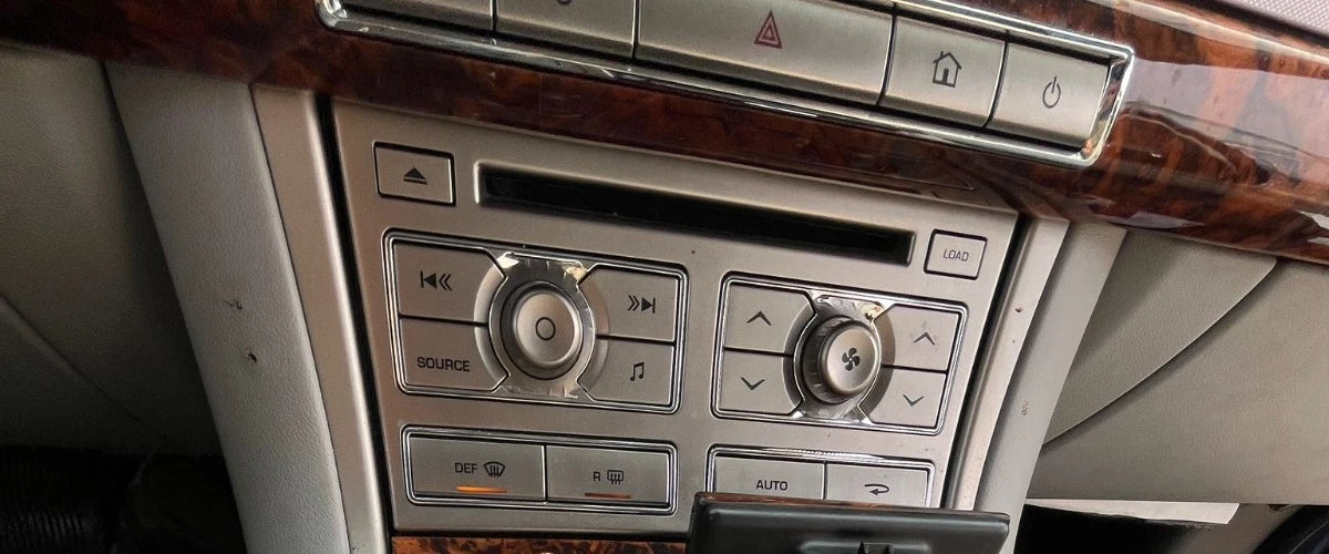 2009-2011 JAGUAR XF RADIO AM/FM STEREO 6 DISC CD PLAYER RECEIVER 7G9N-18C815 OEM