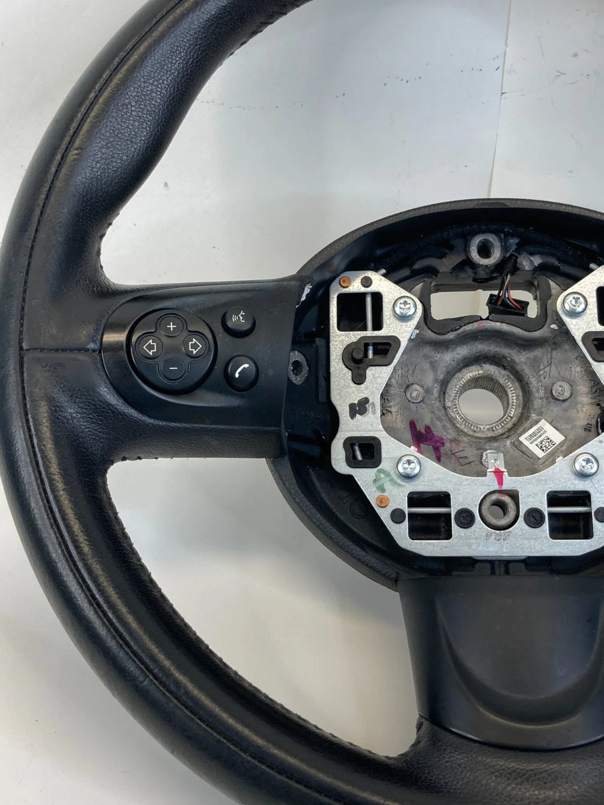 07 08 09 10 11 12 13 MINI COOPER STEERING WHEEL W/ SWITCHES OEM