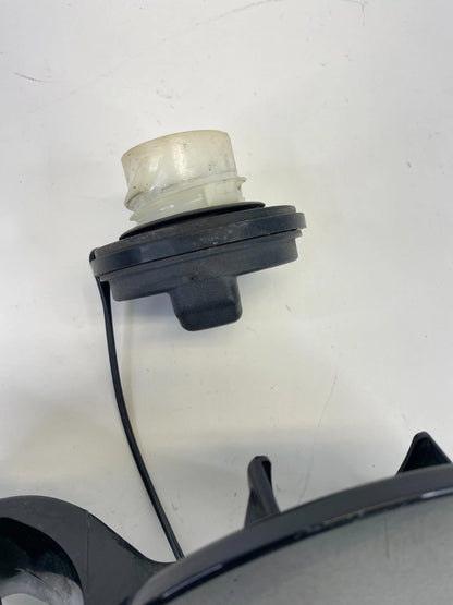 2014-2019 Kia Soul WAGON Fuel Filler Door w/Gas Tank Cap Lid 69510-B2000