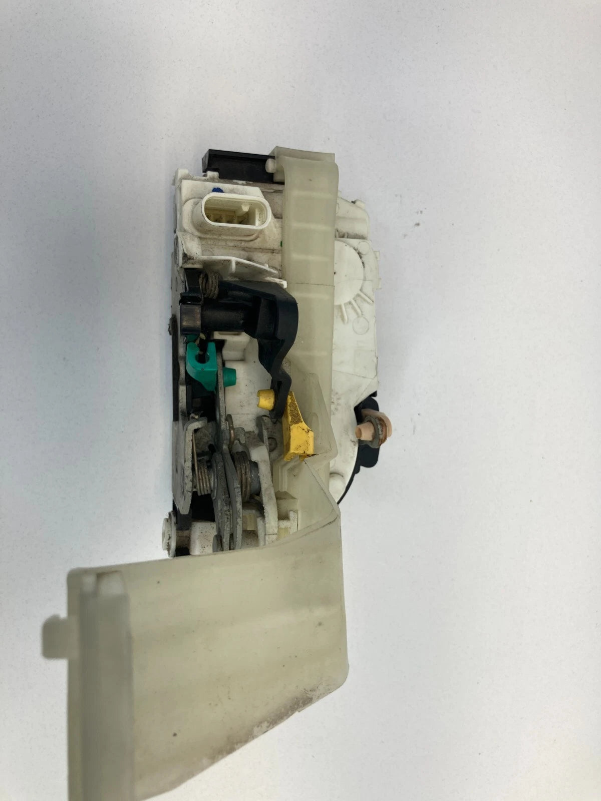 07-09 DODGE CALIBER 07-10 COMPASS REAR LEFT DOOR LOCK LATCH ACTUATOR 04589415AA