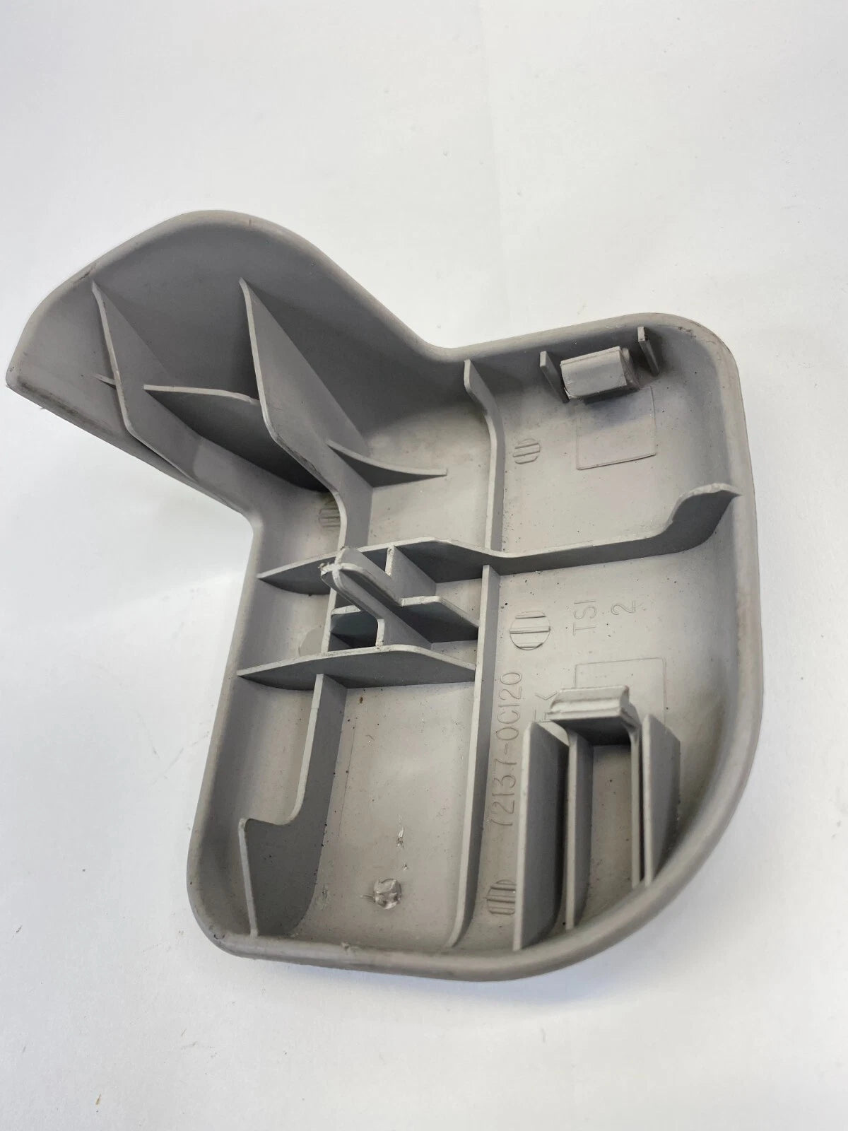 01 02 03 04 TOYOTA SEQUOIA FRONT SEAT TRACK RAIL END TRIM COVER 72137-0C120 OEM