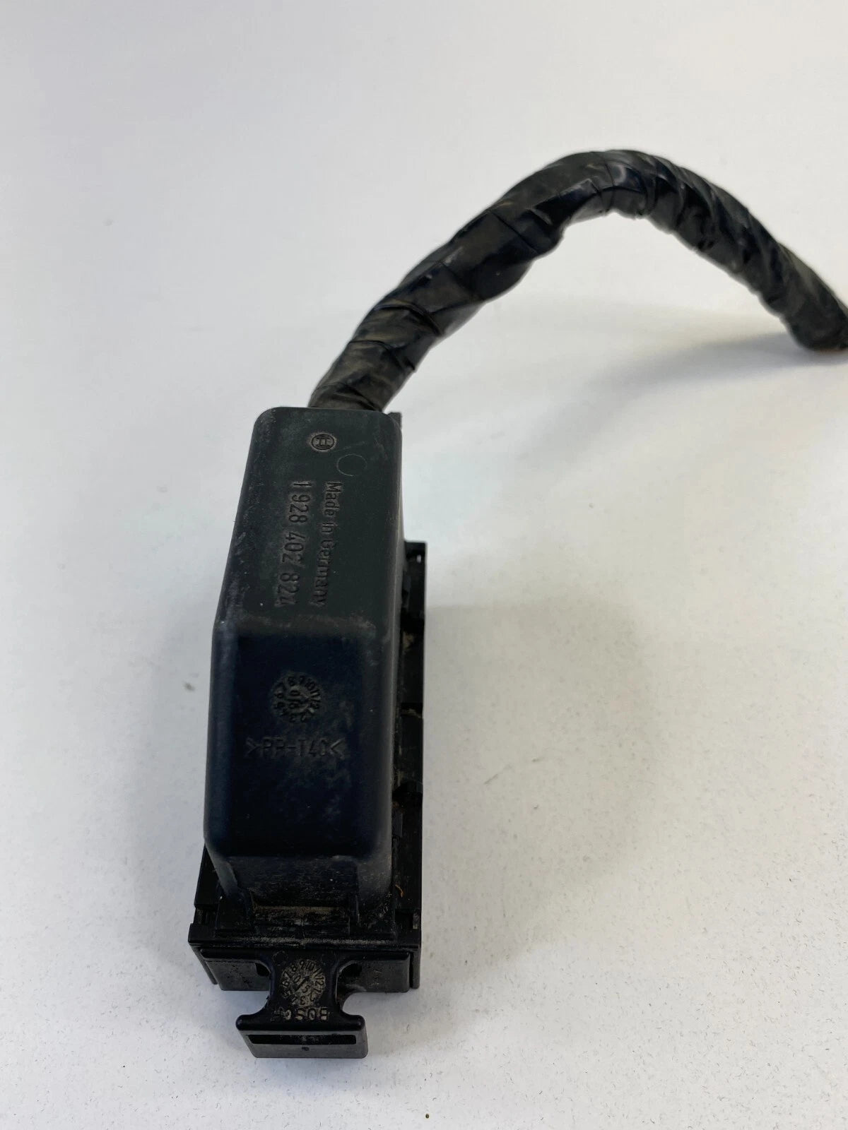 2006 PONTIAC TORRENT ABS ANTI LOCK BRAKE PUMP PIGTAIL PLUG CONNECTOR 1928402824