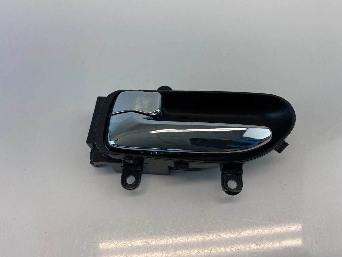 2005-2007 INFINITI G35 SEDAN REAR LEFT SIDE INTERIOR INNER DOOR HANDLE ASSEMBLY