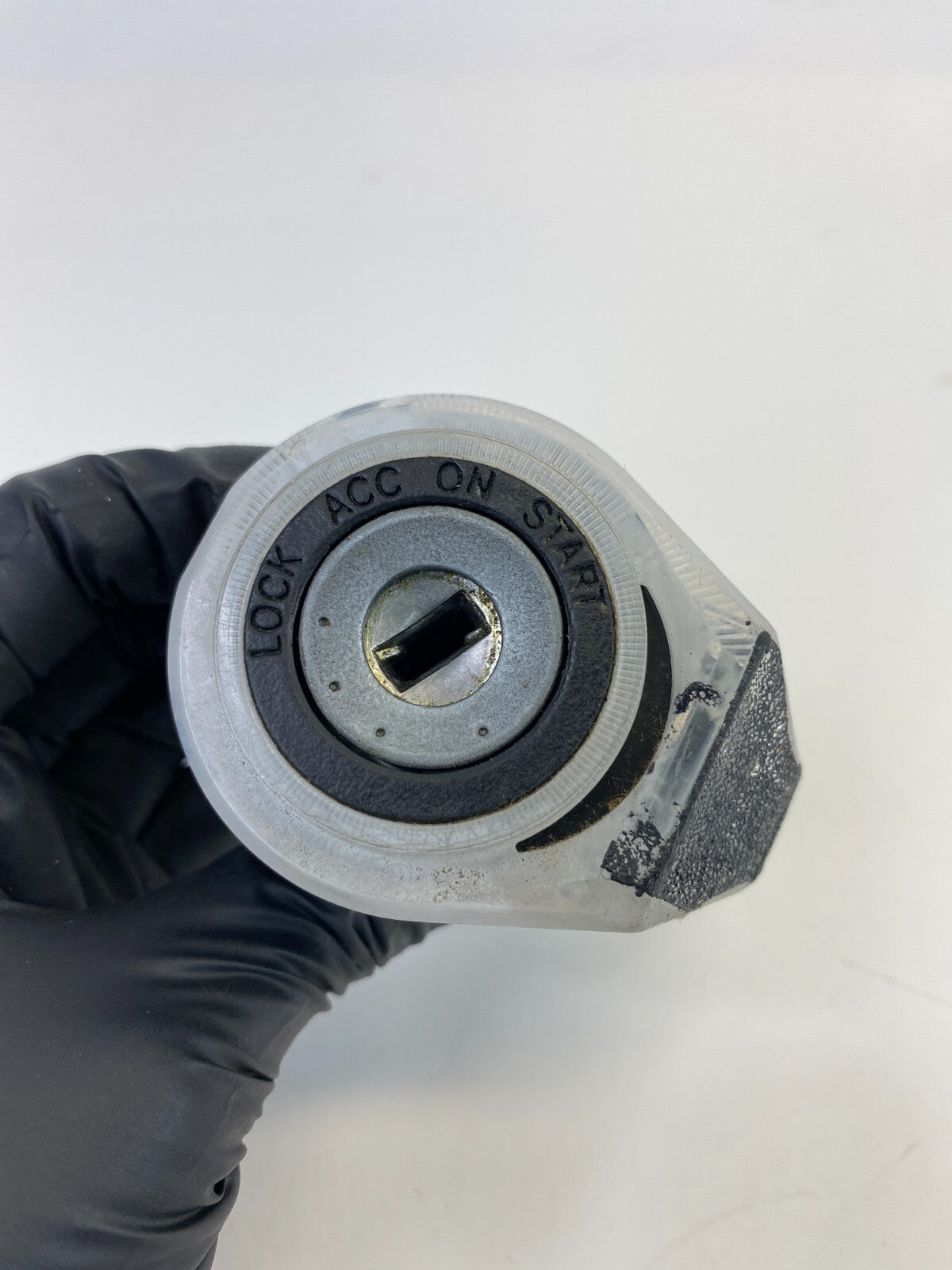 1997-2006 Toyota Camry A/T Ignition Lock Cylinder Only w/ Key OEM