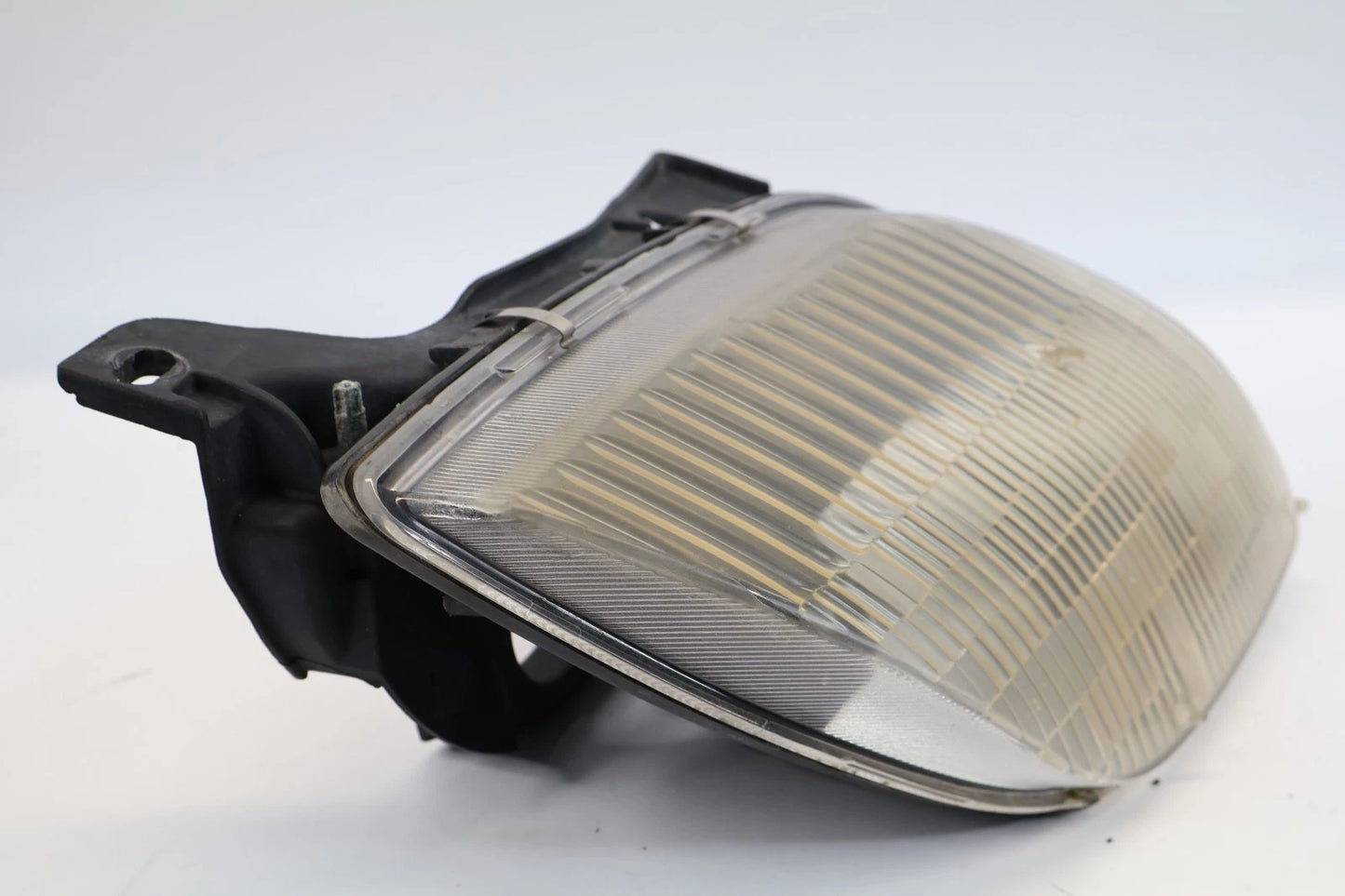 1995-2002 PONTIAC SUNFIRE GM FRONT HEADLIGHT ASSEMBLY RIGHT OEM FACTORY 16526020
