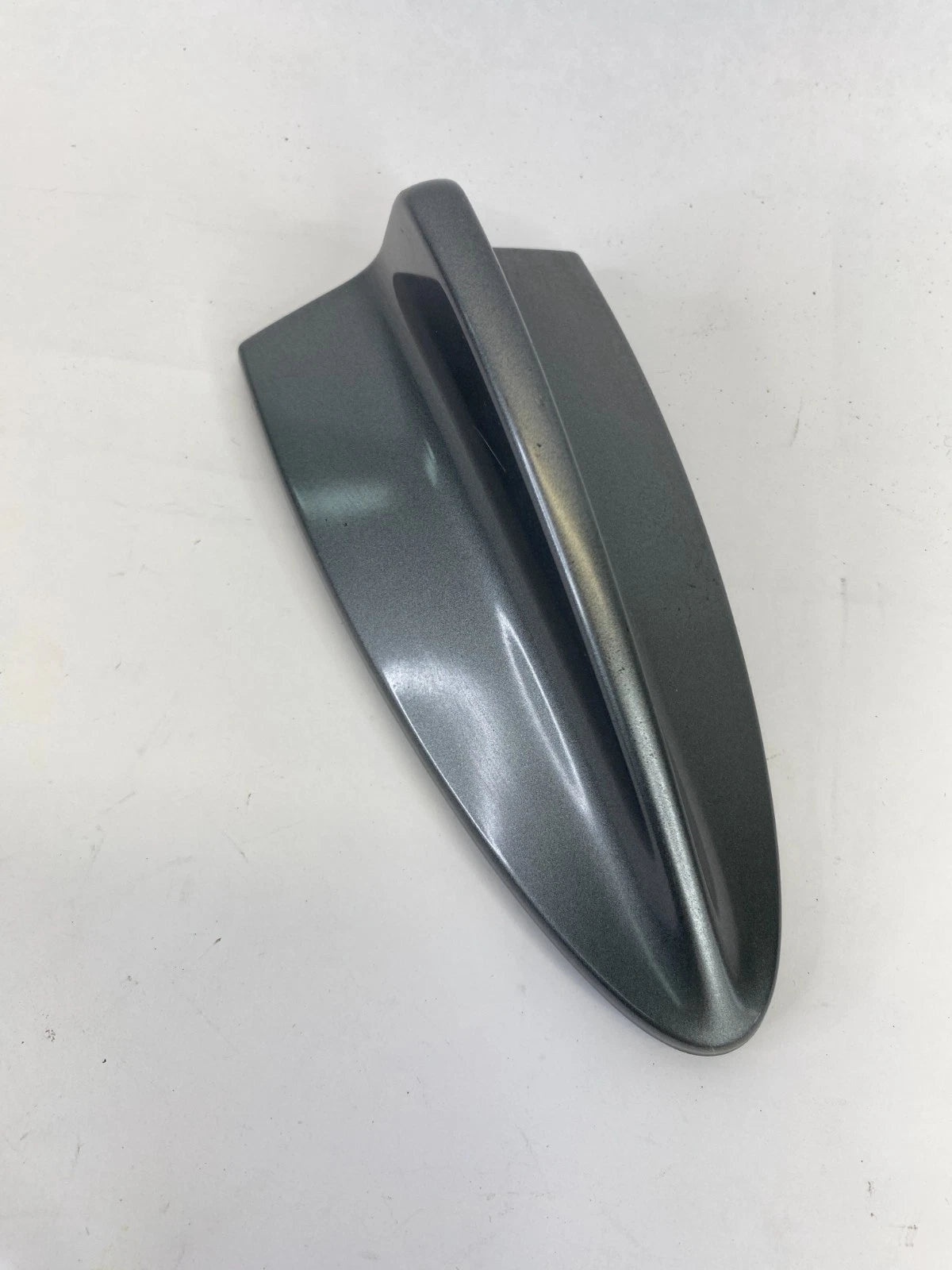 2009-2012 BMW 328I XDRIVE ROOF MOUNT SHARK FIN RADIO ANTENNA COVER 6988636-06