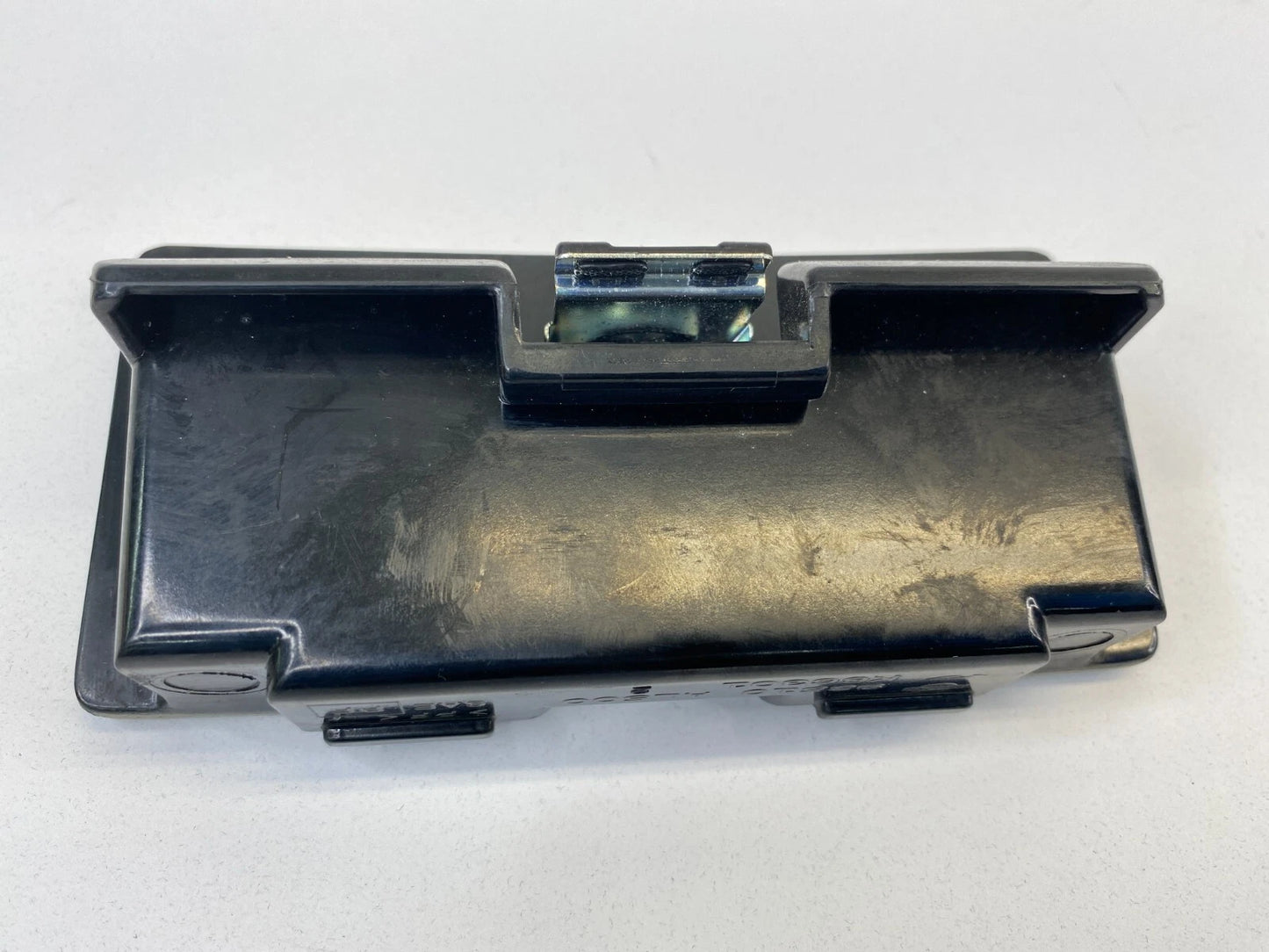 03 04 INFINITI G35 REAR CENTER CONSOLE ASHTRAY STORAGE COMPARTMENT 96510-AL500