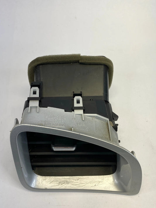 2010-2017 CHEVROLET EQUINOX RIGHT SIDE DASH AIR VENT OUTLET GRAY 20862308 OEM