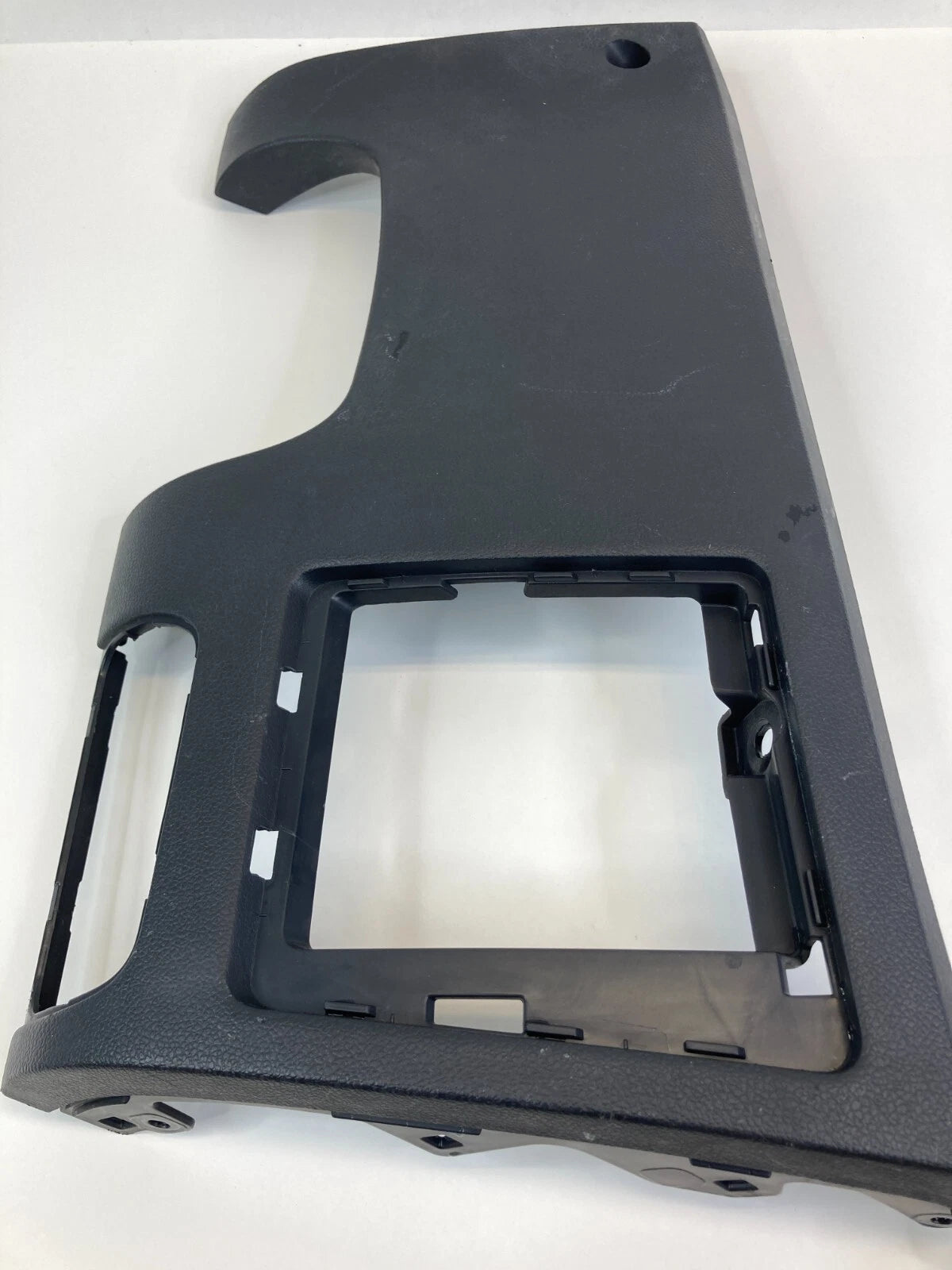 2012-2017 KIA RIO DASH INSTRUMENT PANEL LOWER COLUMN COVER CRASH PAD 84750-1W000