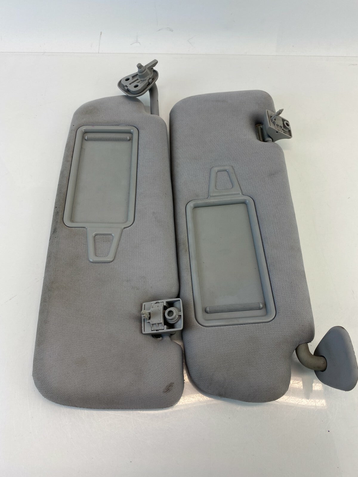 2011-2014 Hyundai Sonata Left & Right Sunvisor Driver & Passenger Sun Visor Set