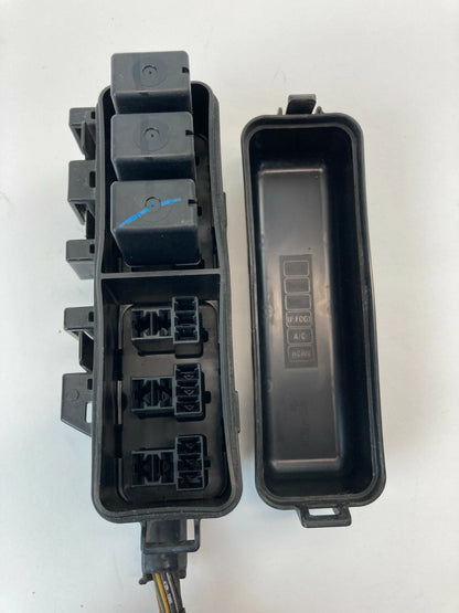 2007 2008 2009 MAZDA CX-7 CX7 FRONT RIGHT PASSENGER FUSE BOX RELAY ASSEMBLY OEM