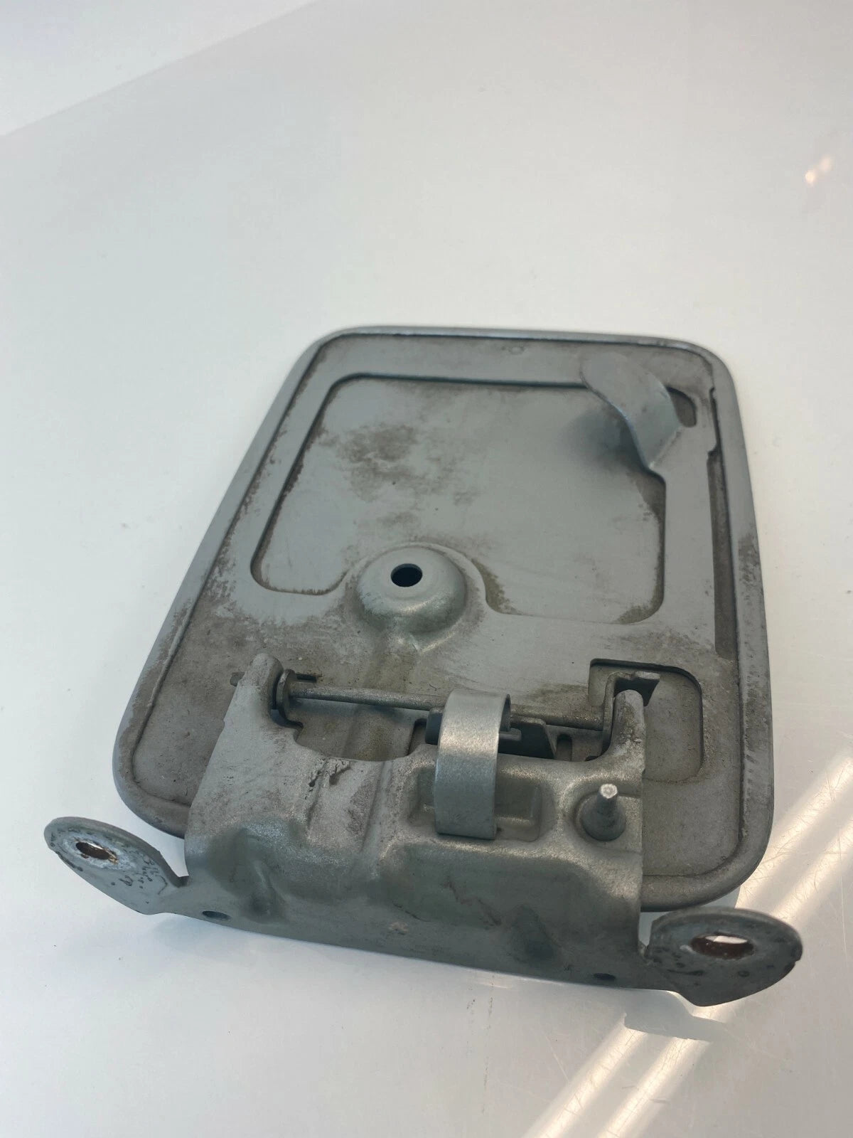 2003 2004 2005 2006 2007 CADILLAC CTS FUEL FILLER DOOR LID GAS TANK COVER OEM