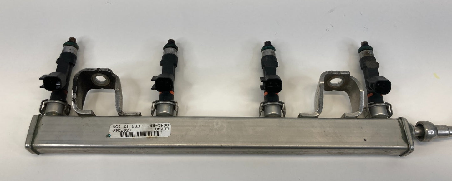 13-18 Ford C-Max 2.0L L4 AT Fuel Injection Rail W/ Injectors 4M5G-9D280-DB OEM