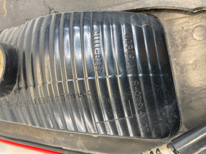 2002-2006 Lincoln Navigator Rear Left Side Inner Taillight Tail Light 44ZG-11115