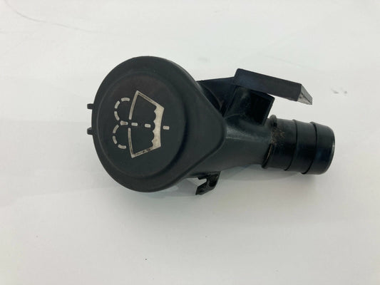 04 05 BMW 545I WASHER RESERVOIR FILLER PIPE TUBE W/ CAP COVER 61667144396 OEM