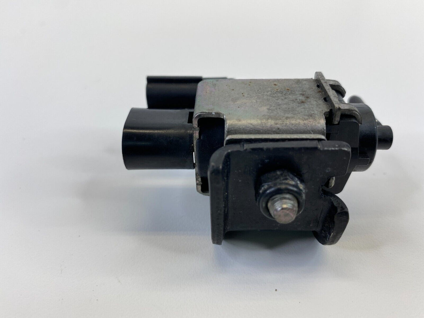 2012-2017 Hyundai Accent Air Intake Solenoid Vacuum Valve OEM