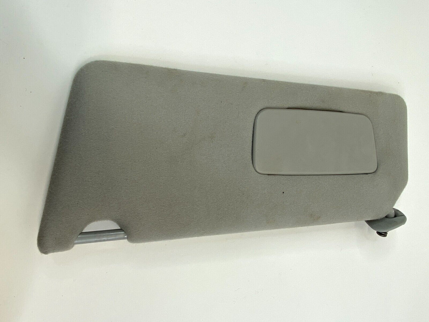 2002-2006 Toyota Camry Inner Roof Left Sunvisor Sun Visor Shade VH3350825689 OEM