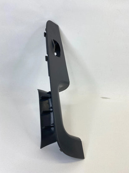 02-05 HYUNDAI SONATA REAR RIGHT SIDE WINDOW SWITCH COVER BEZEL PANEL 93580-3D210