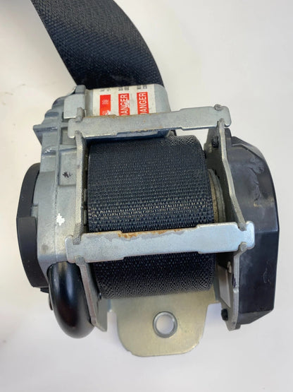 2005-2007 FORD FOCUS FRONT RIGHT SIDE SEAT BELT RETRACTOR PRETENSIONER OEM