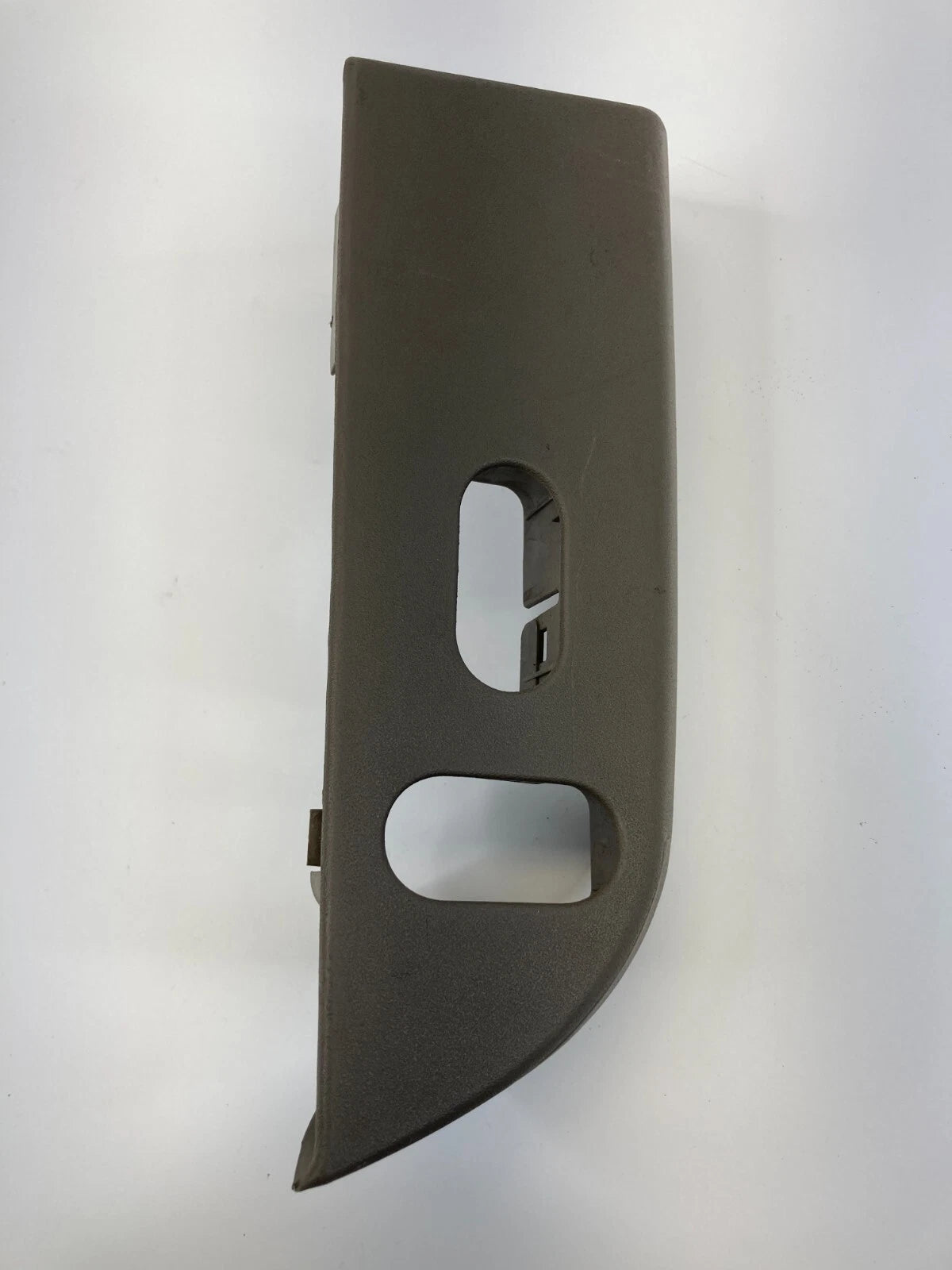 2002-2005 FORD EXPLORER FRONT RIGHT SIDE DOOR POWER WINDOW SWITCH TRIM HOUSING