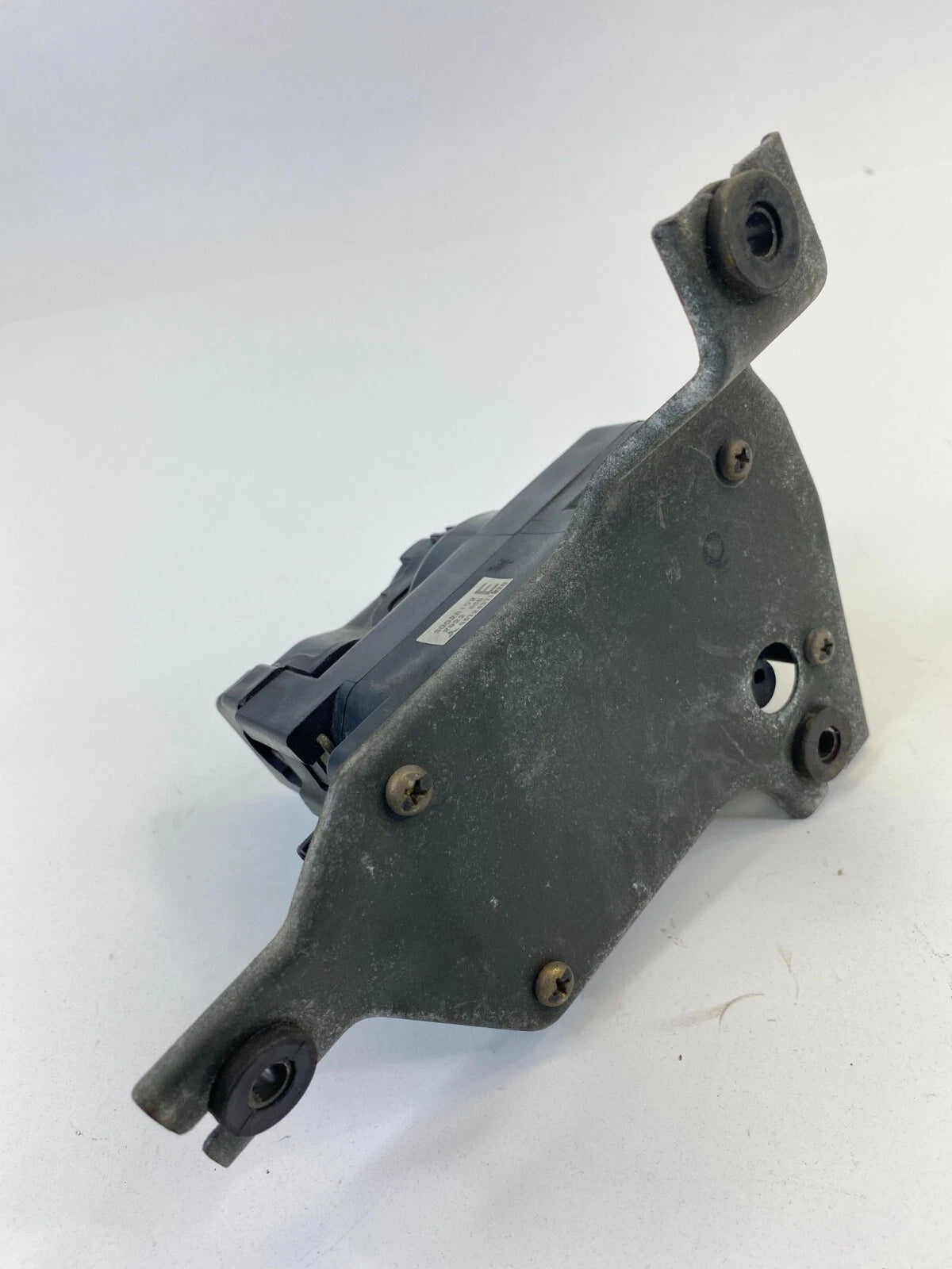 2003 2004 CHEVROLET TRACKER CRUISE CONTROL SERVO ACTUATOR 30028102 OEM
