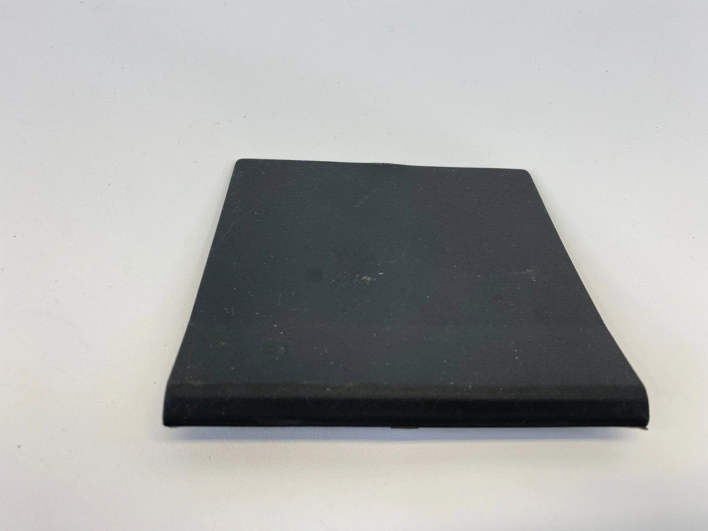 2010-2012 DODGE CALIBER CENTER FRONT CENTER DASH COMPARTMENT RUBBER MAT OEM
