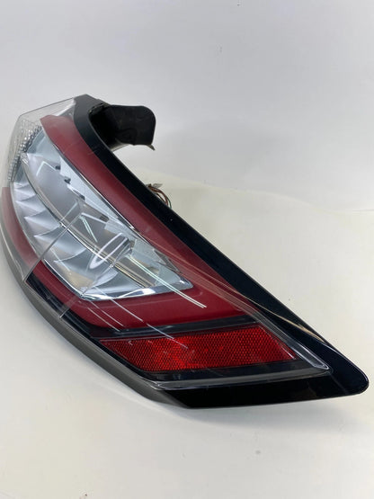 2015-2018 FORD EDGE RH PASSENGER QUARTER PANEL RIGHT TAIL LIGHT LAMP HT4B13404A