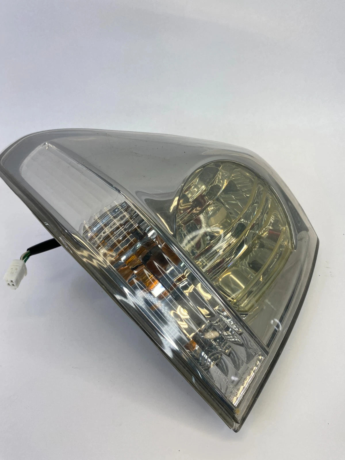 2007-2009 LEXUS RX350 LEFT SIDE OUTER QUARTER PANEL TAIL LIGHT ASSEMBLY OEM