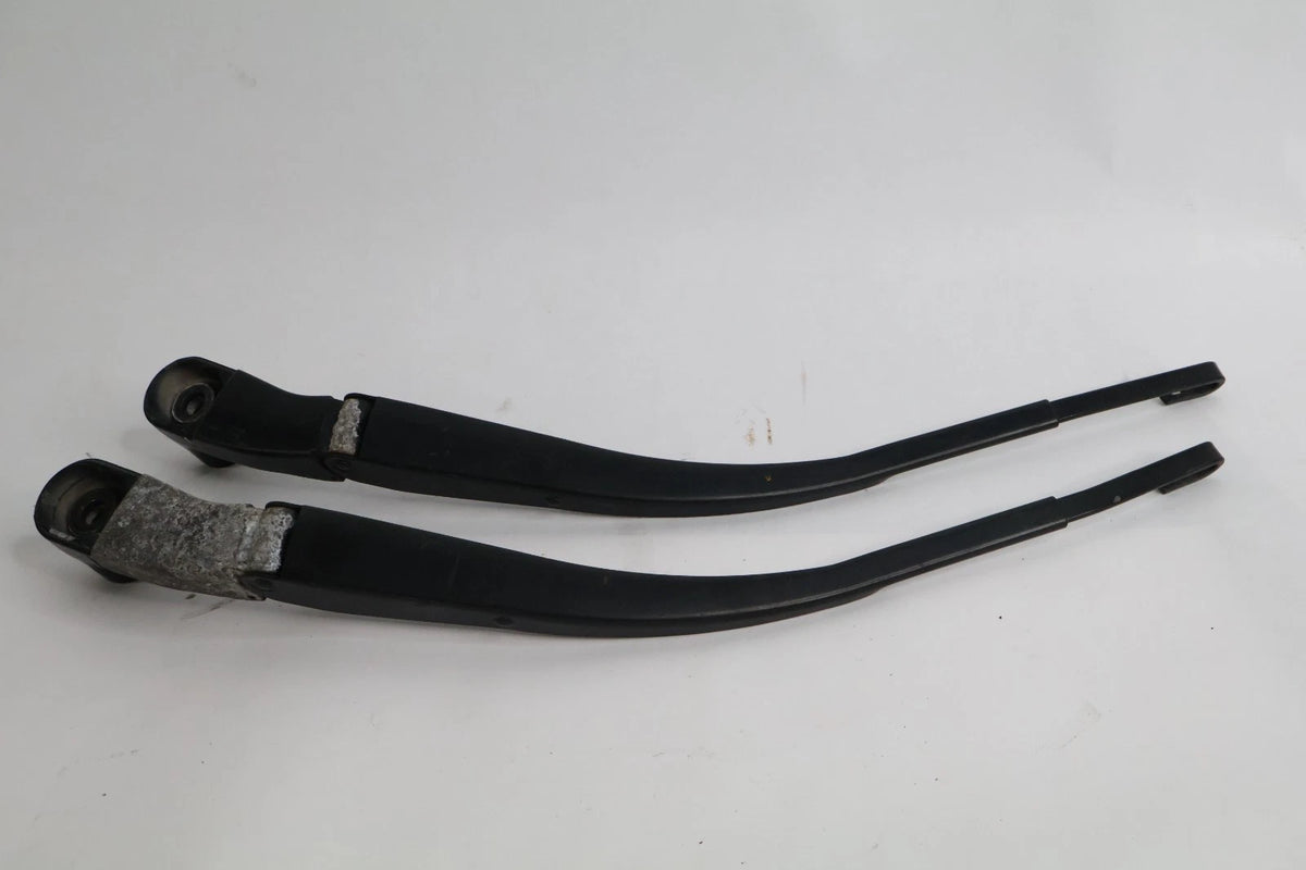 2006-2010 HUMMER H3 FRONT WINDSHIELD WIPER ARM SET LEFT & RIGHT OEM