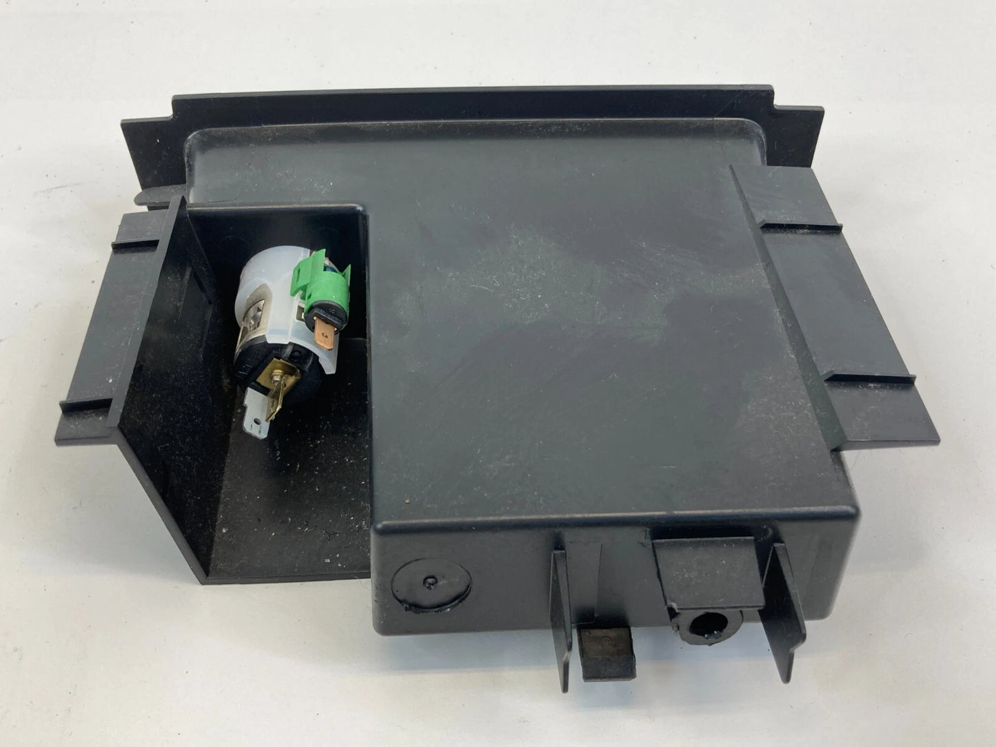 2003-2009 SAAB 9-3 CENTER CONSOLE PLUG OUTLET & STORAGE COMPARTMENT 12806033 OEM