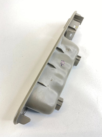 2001-2005 CHEVY IMPALA REAR LEFT DRIVER SIDE DOOR WINDOW SWITCH BEZEL 10432425