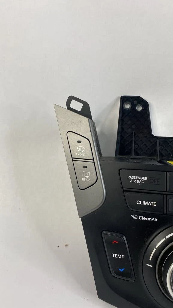 2017 2018 HYUNDAI SANTA FE SPORT AC HEATER CLIMATE CONTROL UNIT 97250-4ZEA0 OEM