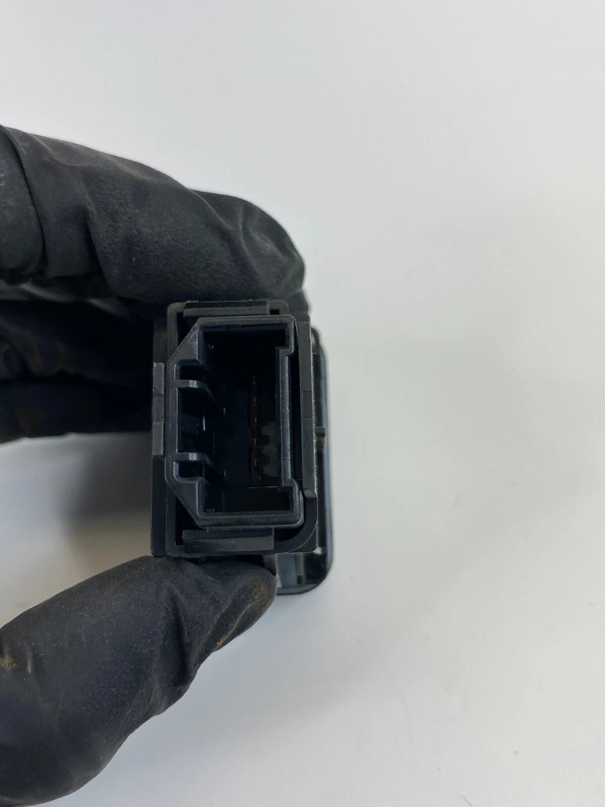 2005-2010 HONDA ODYSSEY STABILITY CONTROL VSA OFF SWITCH CONTROL BUTTON M24985