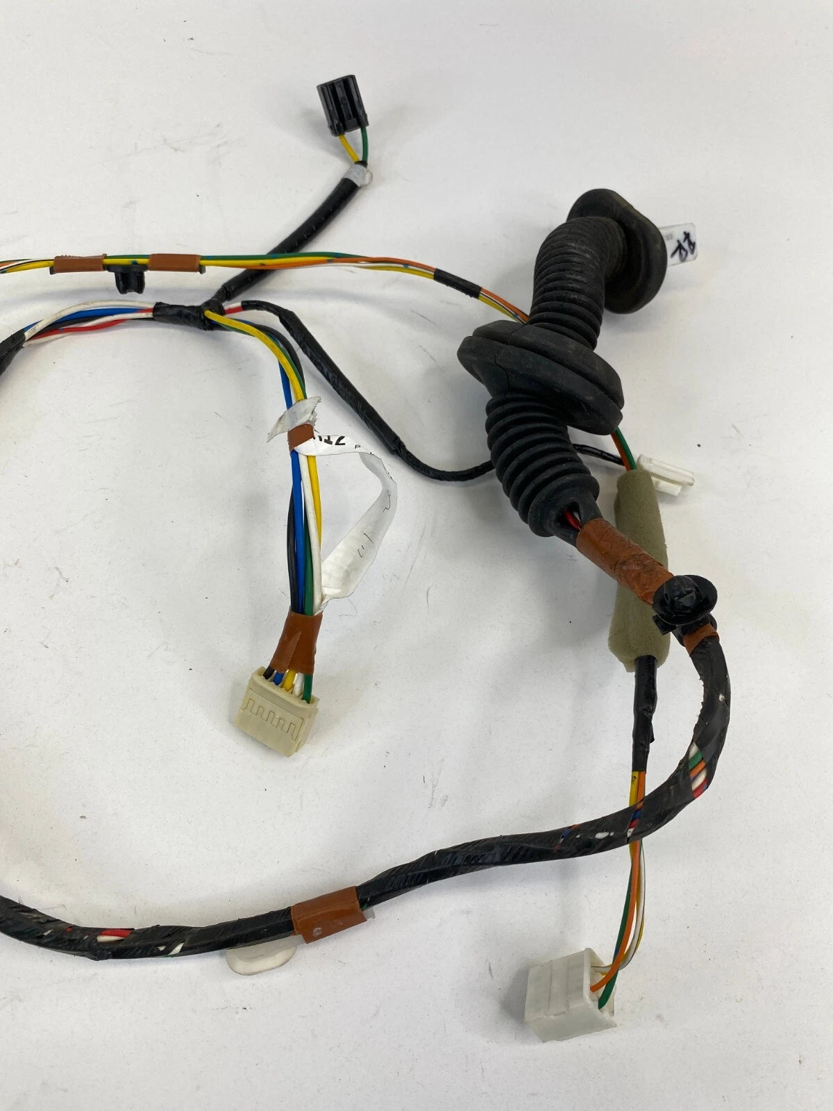 2004-2009 TOYOTA PRIUS REAR RIGHT SIDE DOOR PANEL WIRE WIRING HARNESS 8215347060