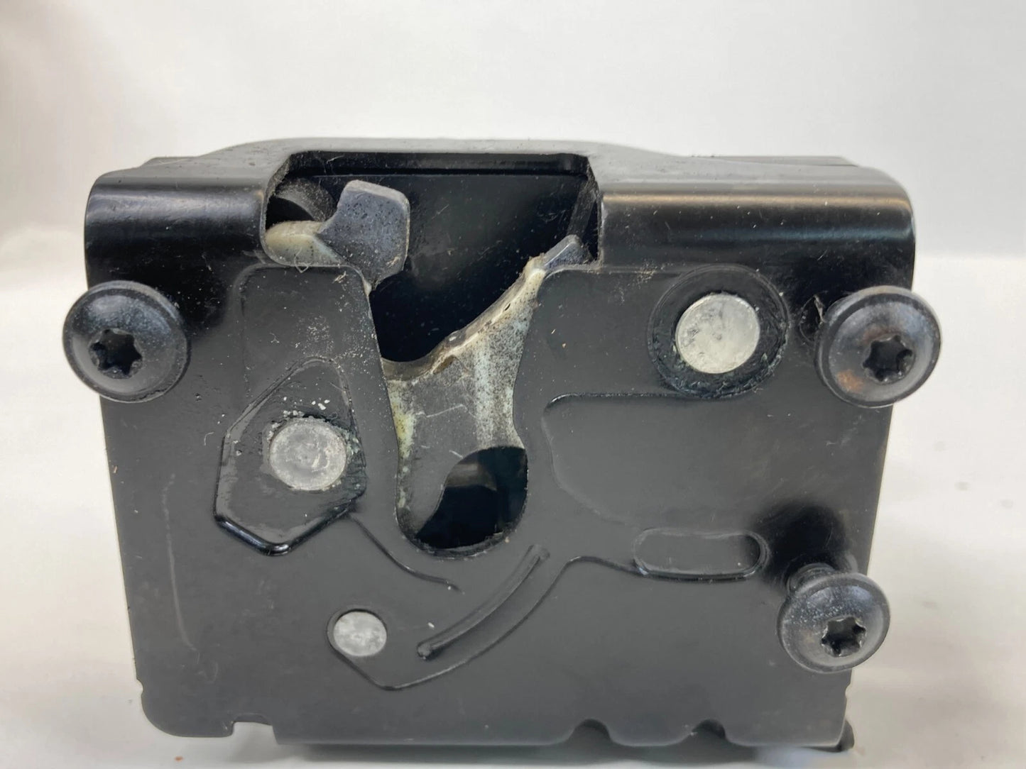 2008 09 10 11 2012 FORD ESCAPE TRUNK LOCK LATCH HATCH ACTUATOR RELEASE 45004087