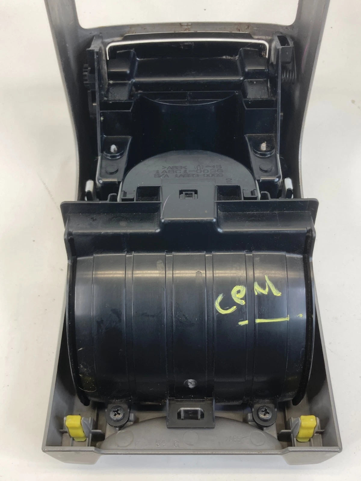 2004-2009 TOYOTA PRIUS FRONT CENTER CONSOLE CUP HOLDER DUAL ASSEMBLY 1A8C1-009G