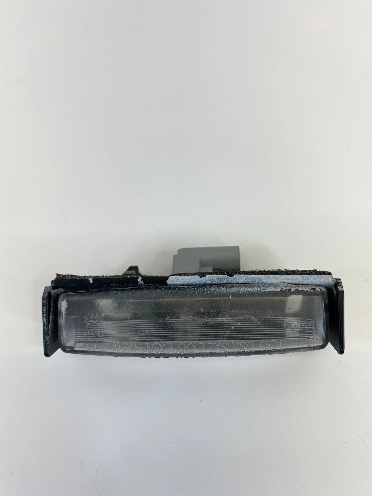 2002-2011 TOYOTA CAMRY REAR TRUNK LID LICENSE PLATE LIGHT LAMP OEM E13-0553