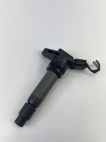 2008-2015 Volvo XC70 3.2L L6 A/T Engine Ignition Coil Igniter 099700-1070 OEM