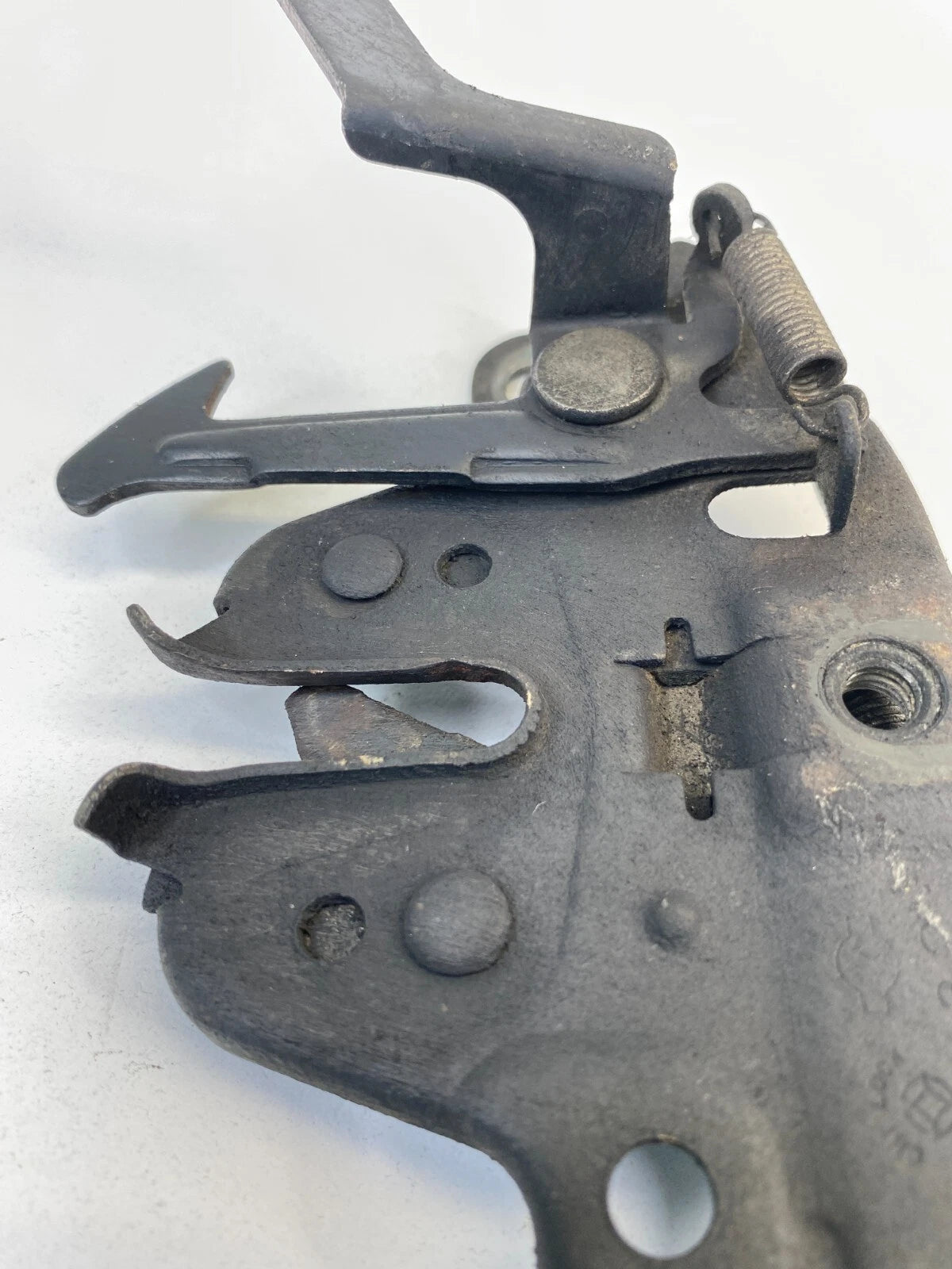 2003 2004 03 04 INFINITI G35 FRONT HOOD LOCK LATCH RELEASE ACTUATOR OEM