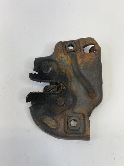 1999 2000 CADILLAC ESCALADE 92-00 GMC YUKON PRIMARY HOOD LOCK LATCH ASSEMBLY