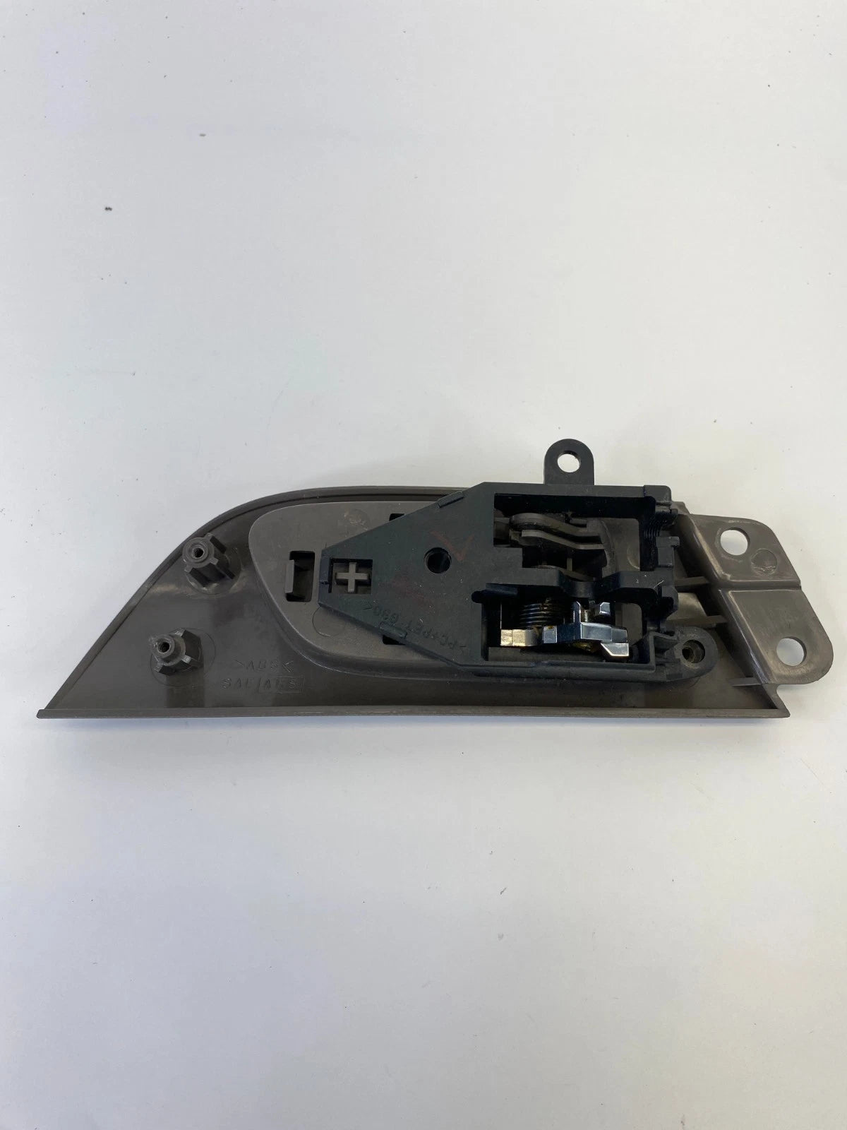 1998-2005 LEXUS GS300 REAR LEFT SIDE INTERIOR INNER DOOR HANDLE W/ BEZEL OEM