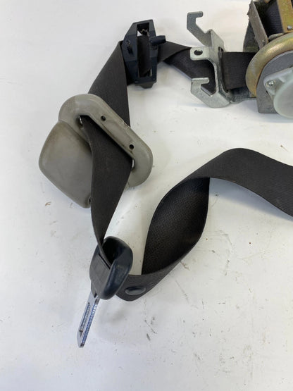 2005 2006 Dodge Magnum Front Left Driver Seat Belt Retractor P0UX531DVAD OEM