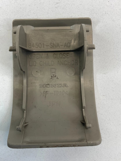 06-11 HONDA CIVIC SEDAN CHILD REAR SEAT RESTRAINT ANCHOR COVER 84501SNAA0 OEM
