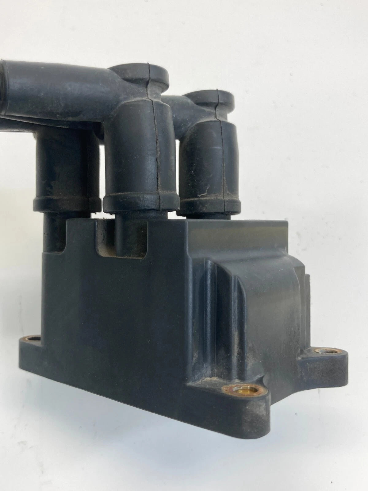 2011 2012 2013 FORD ESCAPE 1.6L L4 AT ENGINE IGNITION COIL IGNITER PLUG PACK OEM
